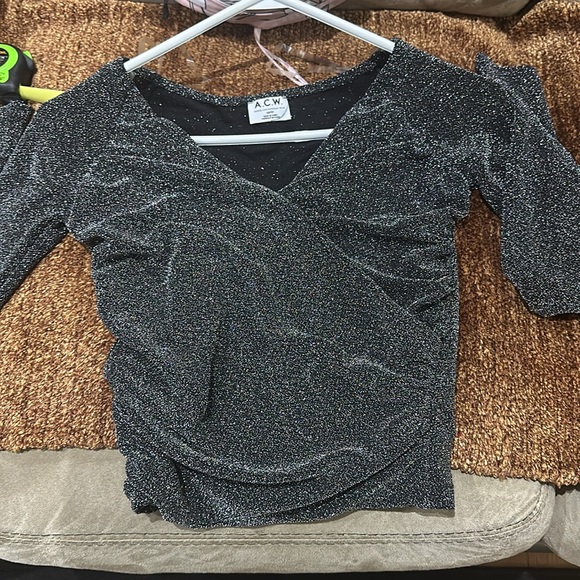 A.C.W. WOMEN CROP TOPS REGULAR FIT IN BLACK - XS - Picture 6 of 7